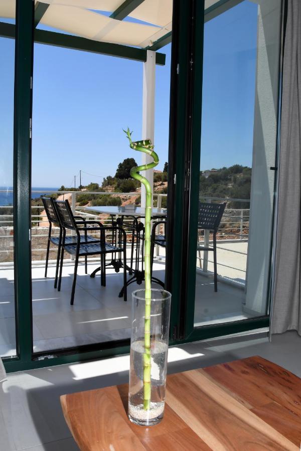 Karinta Bay Apartments Buitenkant foto