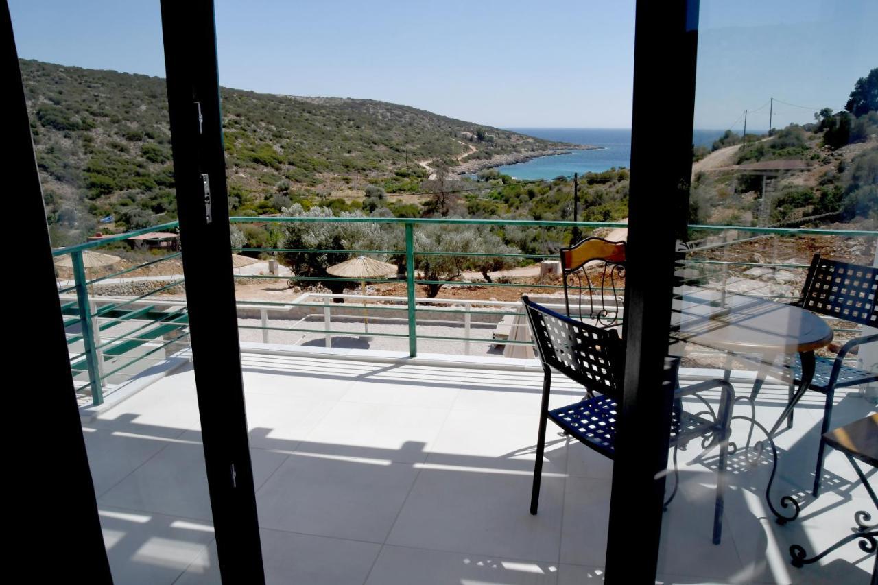Karinta Bay Apartments Buitenkant foto
